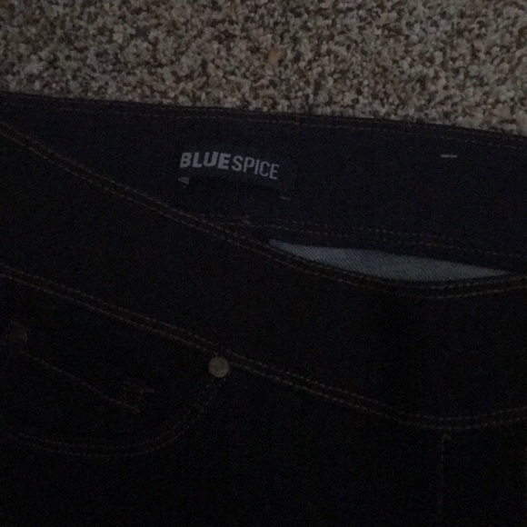 Jeans - Picture 2 of 3